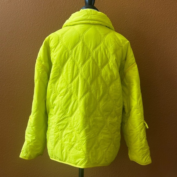 Blank NYC “Break The Trail” Yellow Quilted Pullover Size Small New Without Tags! - Picture 11 of 13